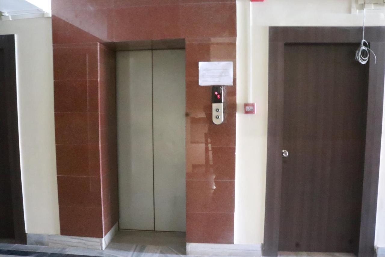Capital O 14995 Hotel Starline Paltan Bazar Guwahati Luaran gambar
