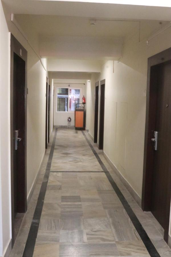 Capital O 14995 Hotel Starline Paltan Bazar Guwahati Luaran gambar