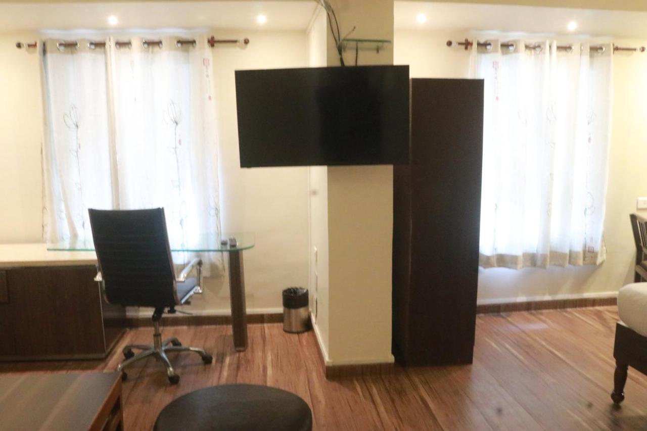 Capital O 14995 Hotel Starline Paltan Bazar Guwahati Luaran gambar