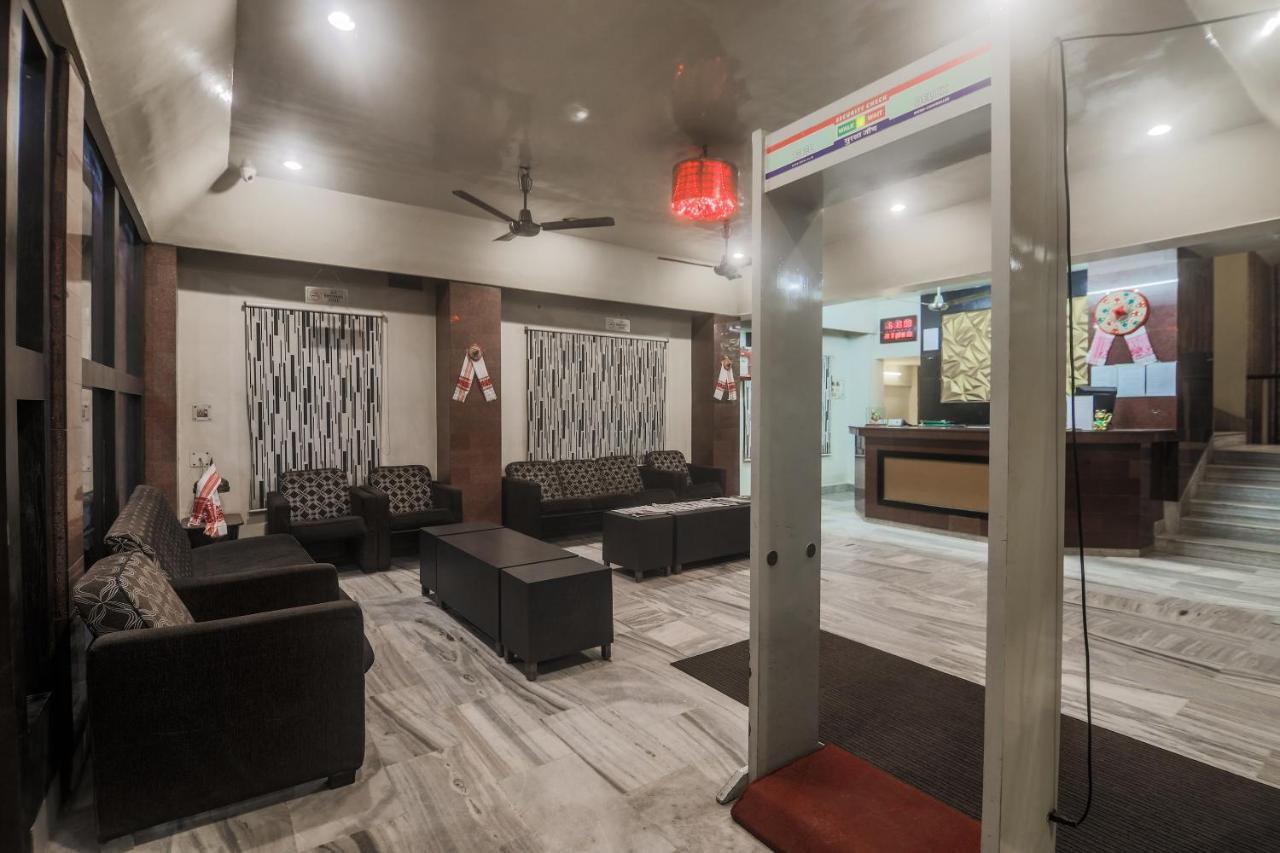Capital O 14995 Hotel Starline Paltan Bazar Guwahati Luaran gambar