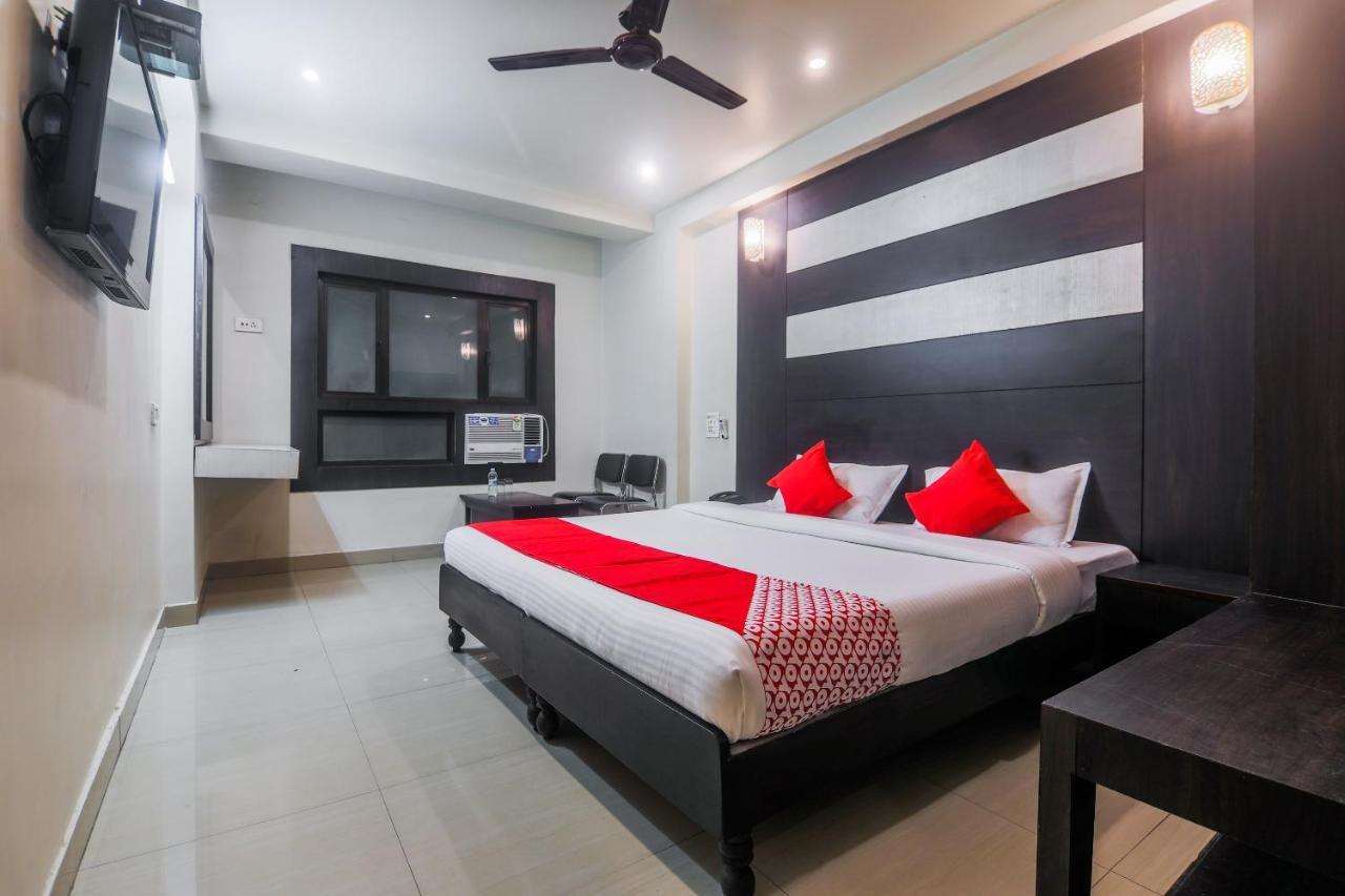 Capital O 14995 Hotel Starline Paltan Bazar Guwahati Luaran gambar